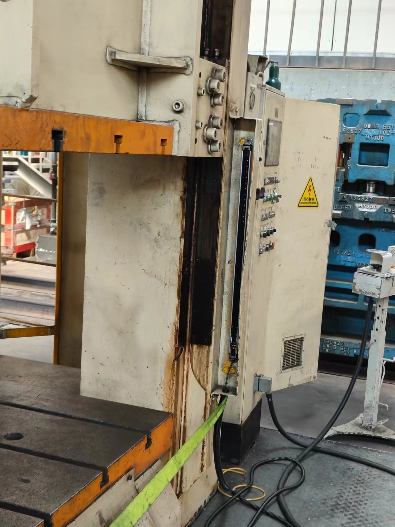 Press & Stamping Machine Safety Sensor Application